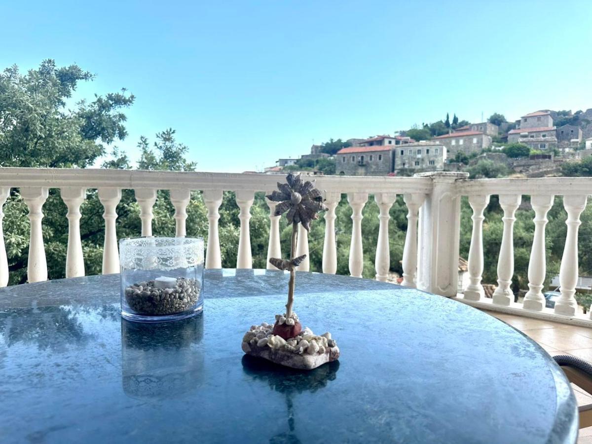 Villa Vista Химара Экстерьер фото